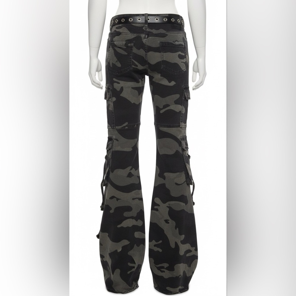 Dolls-kill Camo flared pants - Picture 2 of 4